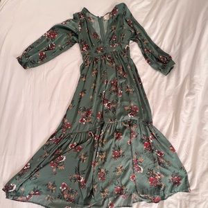 Saltwater LUXE Green Floral Maxi Dress With Sleeves